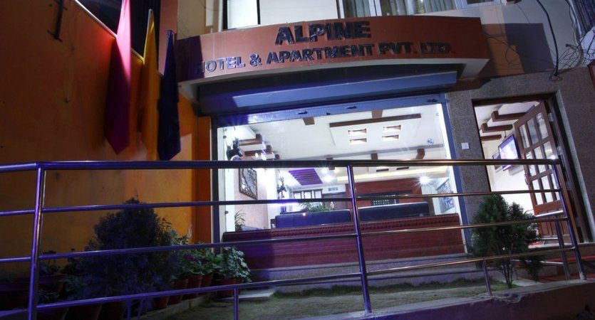 alpine hotel and apartment