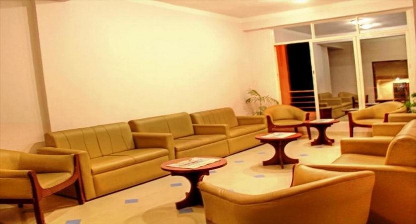 palagya hotel sitting