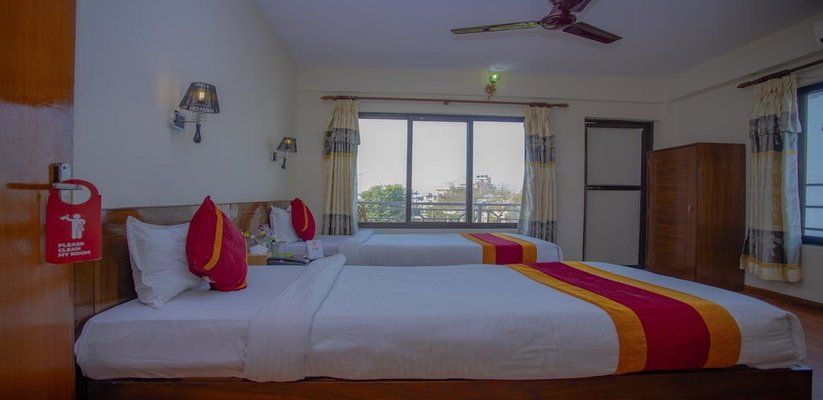 Hotel Garuda Inn Double room view