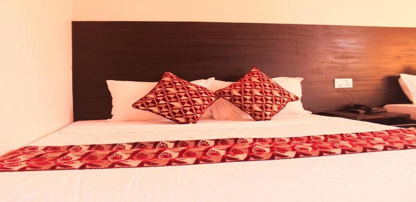 Hotel Virgin Pokhara Twin Room with Balcony