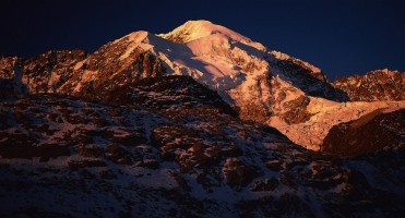thumb makalu base camp trek