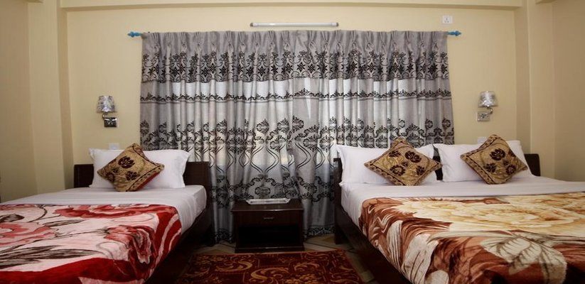 Hotel Mantra inn Triple Room