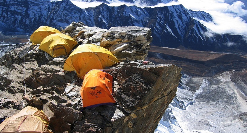 ama dablam %286812m%29 expedition in nepal