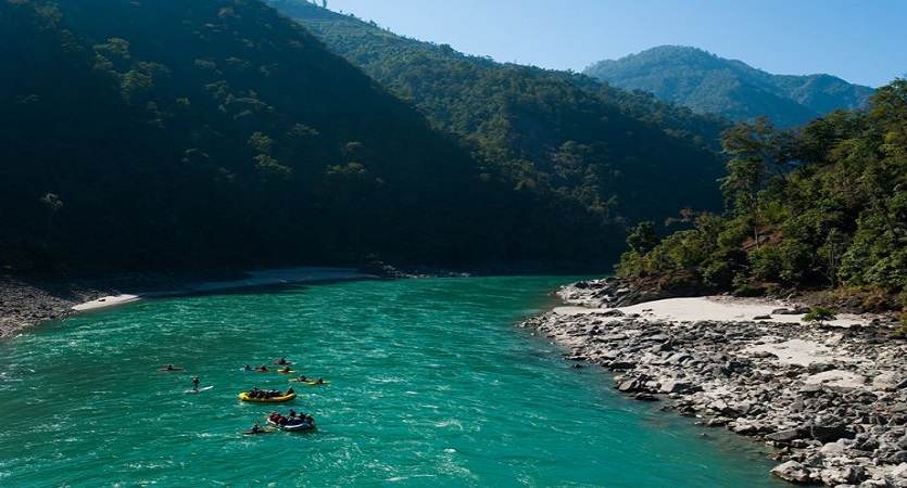 river rafting in nepal