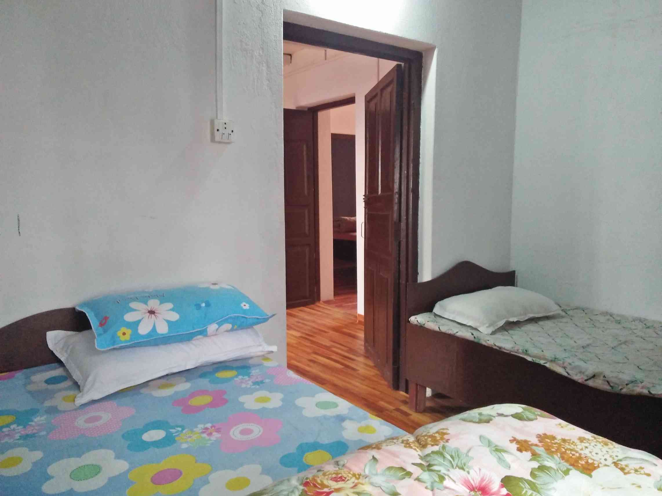 Phoolgachi homestay