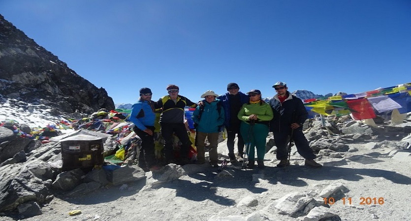 phaplu chola pass trekking