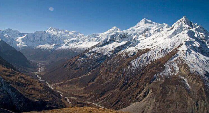 tsum valley trek in nepal