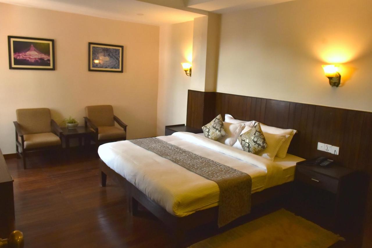 Hotel Excelsior