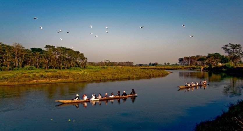 boating in sauraha