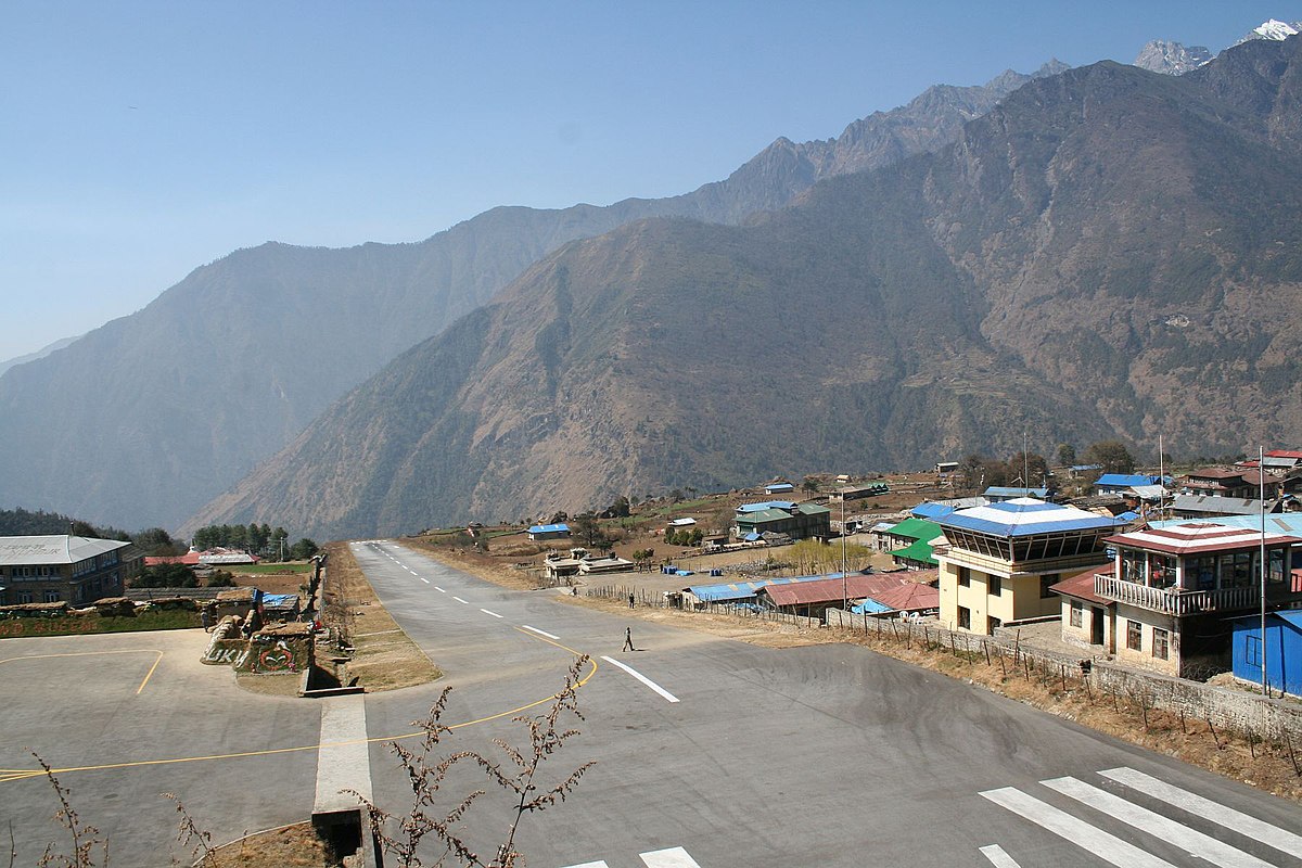 lukla airpot