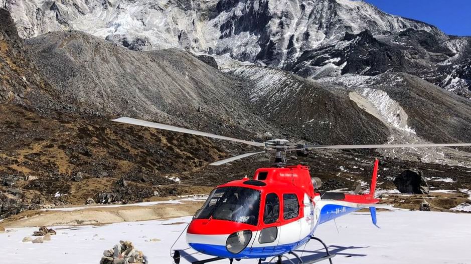 everest helicopter tour a great immemorial lifetime experience