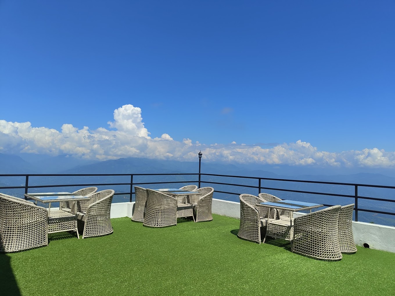 hotel himalayan villa view