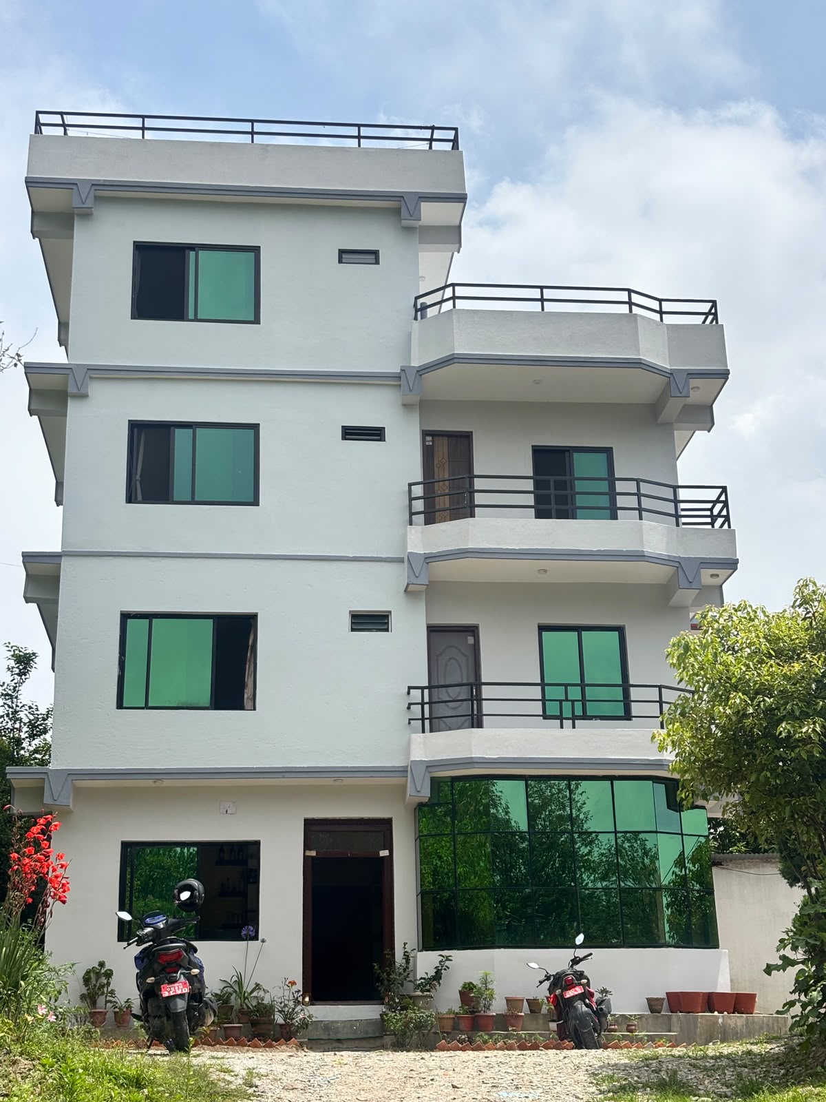 nayagaun resort