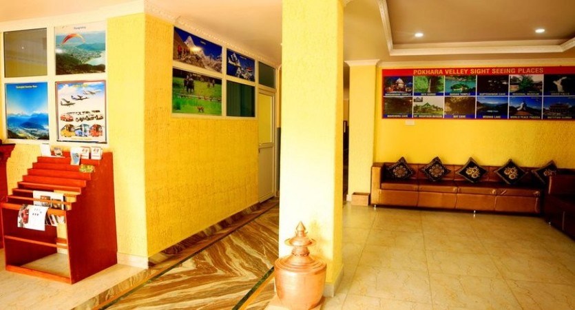 hotel mantra inn lobby